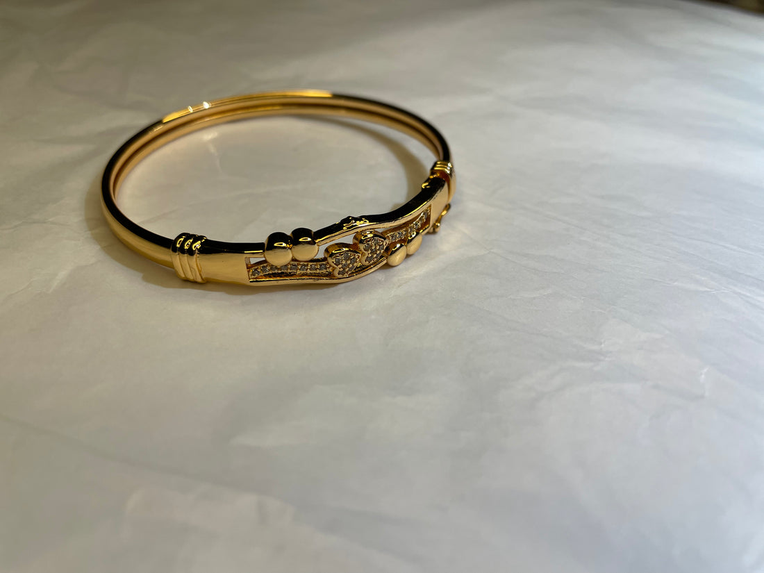 Fozia Crystal Lock Kada Bracelet – Women Fashion Jewelry