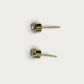 Classic Crystal Stud Earrings – Women Fashion Jewelry | Fozia